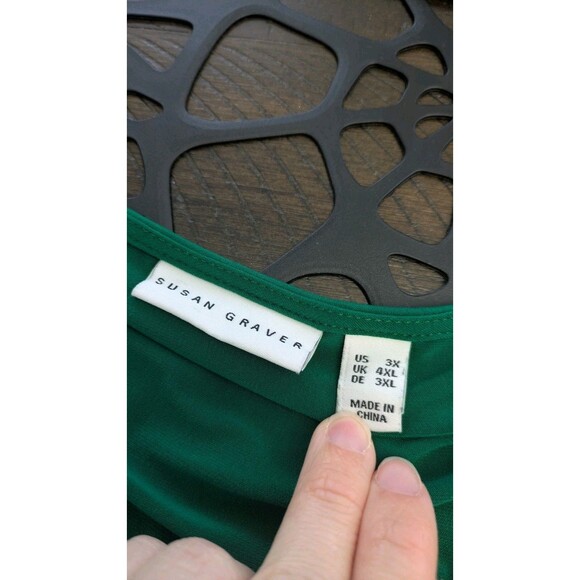 Susan Graver Liquid Knit Top 3X Green Button Up Holiday Stretch Roll Tab - Picture 6 of 9